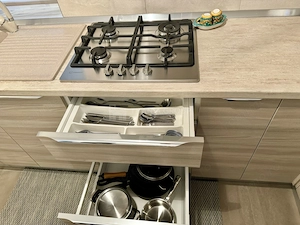 Apartament 2 camere, parcare - Kasper Coresi - imagine 5
