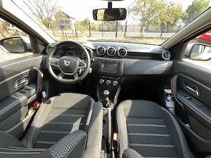 DACIA DUSTER 2019 1.3  Benzina TCE 130 93.000 km - imagine 5