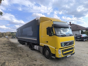 Cap tractor Volvo+ semiremorcă  - imagine 4