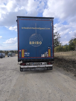 Cap tractor Volvo+ semiremorcă  - imagine 3