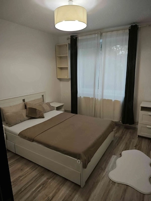 Proprietar, vand 2 camere, bloc anvelopat, centrala termica, boxa si parcare - imagine 5