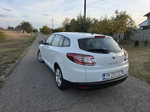 Renault megane 3 facelift an 2016 01 ( 1.2L TCE 115 cp ) - imagine 3