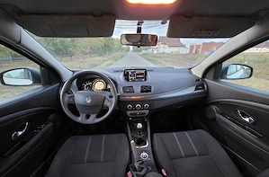 Renault megane 3 facelift an 2016 01 ( 1.2L TCE 115 cp ) - imagine 7