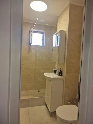 Inchirez apartament 3 camere  - imagine 8