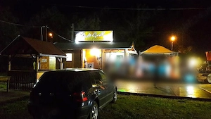 Eladó faház (akár büfé fast food)   Parajd | Căsuță din lemn de vânzare   Praid - imagine 9