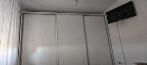 Vând apartament 2 camere renovat, mobilat și utilat - imagine 4