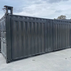 Container maritim cu deschidere laterală completă și căptușeală interioară din lemn