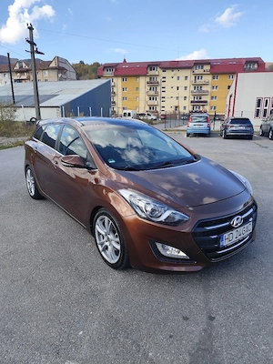 Hyundai i30 1.6 Crdi 2013 - imagine 9