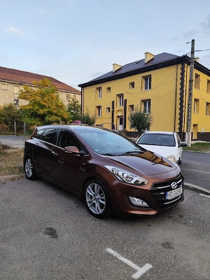 Hyundai i30 1.6 Crdi 2013 - imagine 8