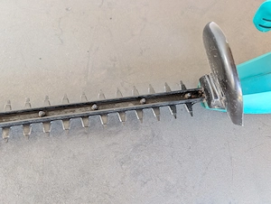 Foarfeca electrica pentru gard BOSCH AHS 4-16