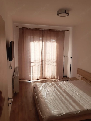 Apartament 2 camere cu parcare zona Coresi - imagine 2