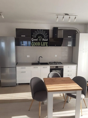 Apartament 2 camere cu parcare zona Coresi - imagine 3