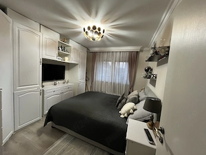Apartament 3 camere, mobilat și utilat complet   Curte proprie, parcare, 2 balcoane   Bloc 2018 - imagine 6