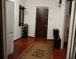 Închiriez 2 camere semidecomandat - imagine 2