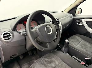 Dacia Sandero 1.4 MPI Laureate - imagine 9