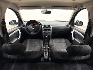 Dacia Sandero 1.4 MPI Laureate - imagine 17