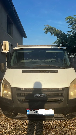 Ford Transit 2011