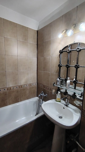 Inchiriez apartament 2 camere decomandat  Parc IOR vedere superba - imagine 6