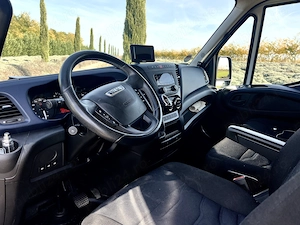 Autorulota campervan Iveco de LUX - conversie noua 2026, omologata- merita Vazut - imagine 9