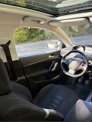 Peugeot 308  1.6 turbo - imagine 4