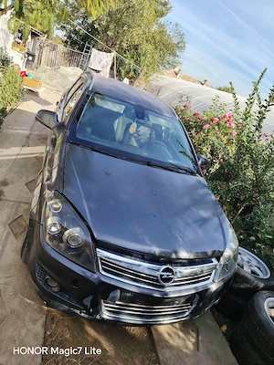 dezmembrez Opel Astra g  - imagine 5