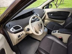 Vând Renault Grand Scenic 1.5 dci 110cp cutie de viteze automata - imagine 5