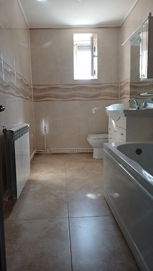 Apartament de vânzare - imagine 2
