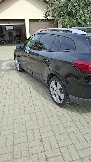 Renault megan  3 fara piese revopsite  - imagine 3