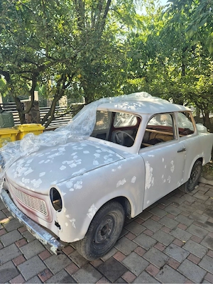 Trabant de vanzare 