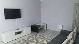 Inchiriez apartament 2 camere Dacia   Cramele Recas - imagine 2
