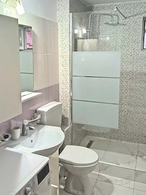 Inchiriez apartament cu 3 camere decomandat - imagine 2