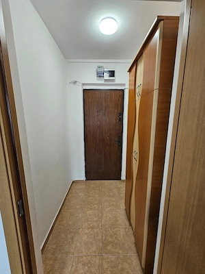 Inchiriez apartament 2 camere langa metrou - imagine 5