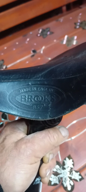Șa bicicletă Brooks. Șa bicicletă de piele, Brooks, englezească, în stare foarte bună.  - imagine 2