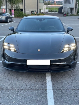 2021 Porsche Taycan 