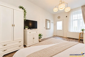 Casa cu 3 apartamente + transfer afacere, locuri parcare, Centrul Istoric, Brasov - imagine 10