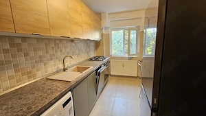 Proprietar ofer apartament 2 camere de închiriat zona Turda - Ion Mihalache - imagine 9