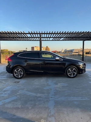 Volvo V40 D2 R-Design - imagine 5