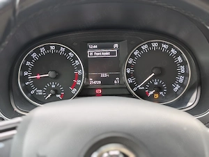 Skoda Fabia 3 2016 1.4Tdi 105cp E6 Distronic, Keyless, 214k, Import Germania - imagine 9