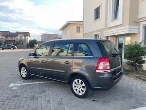 Opel Zafira Facelift 1.6 Ecotec 2009 7 Locuri  - imagine 3