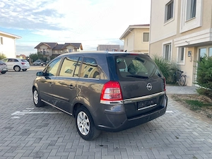 Opel Zafira Facelift 1.6 Ecotec 2009 7 Locuri  - imagine 4