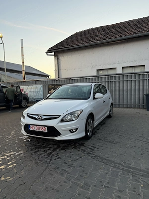 Hyundai i30 - imagine 1
