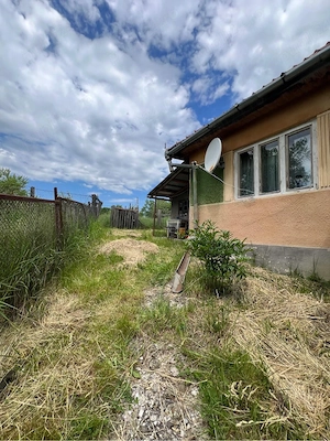 Casă cu 5.272 mp teren în Mura Mare (Gornești) - imagine 9