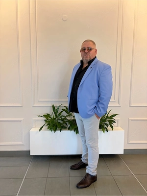 Ofer servicii profesionale de transport privat 