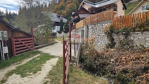 Casă/ Pensiune la gri de vânzare Dâmbovicioara, Piatra Craiului - imagine 3