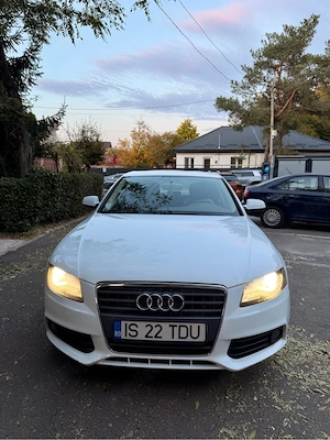 Audi A4 2011 Quattro - imagine 2