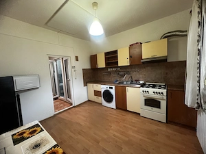 De inchiriat apartament 1 camera zona Micro 40(vis a vis de Shopping City) - imagine 2