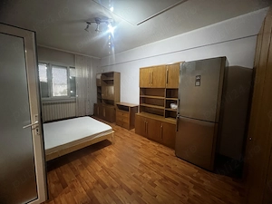 De inchiriat apartament 1 camera zona Micro 40(vis a vis de Shopping City) - imagine 5
