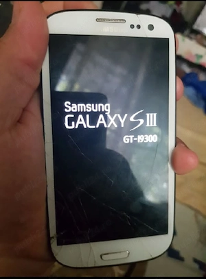 50 Lei. Telefon Samsung S 3 fără baterie. Valabil in Iași. 