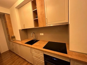 Apartament de lux în zona Soarelui   terasă de 14 mp, parcare acoperită, mobilat și utilat premium - imagine 8