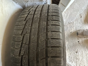 Vând jante denzet r17, stare bună, cu anvelope Nokian 235/55/17, au fost pe un BMW X3 - imagine 3